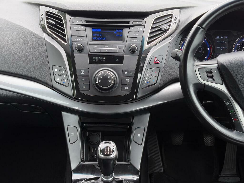 Hyundai I40 Estate White #14