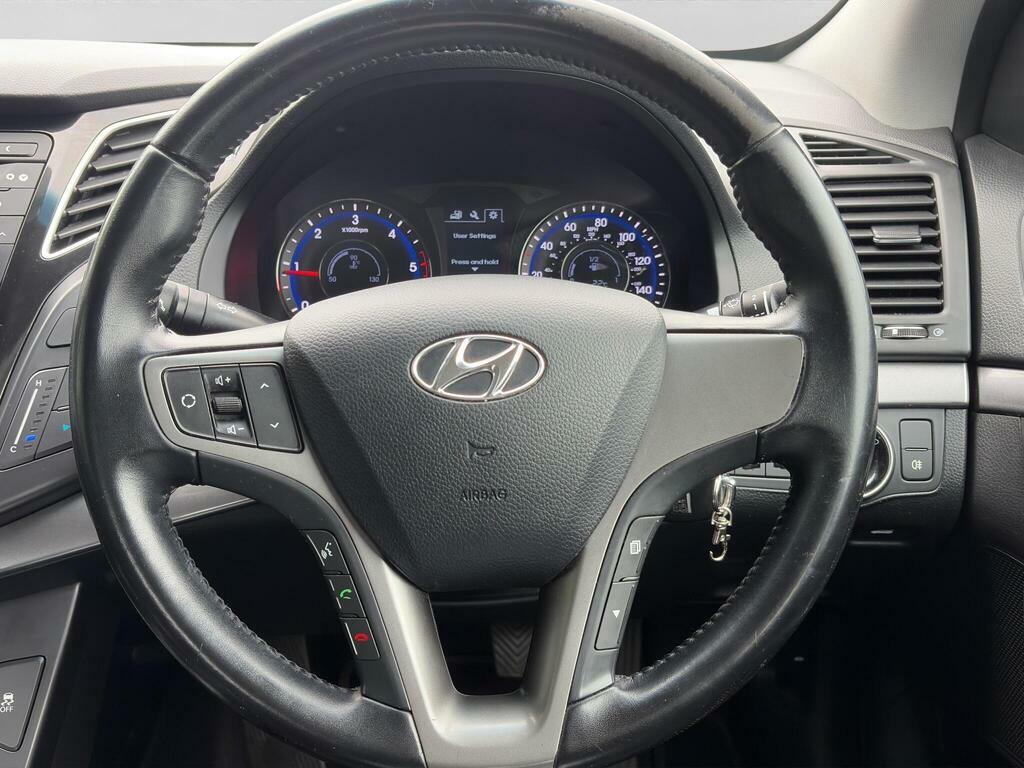 Hyundai I40 Estate White #12