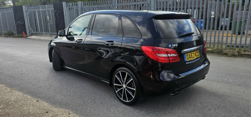 Mercedes-Benz B Class Mpv 1.8 B180 Cdi Blueefficiency Sport 2013 Black #5