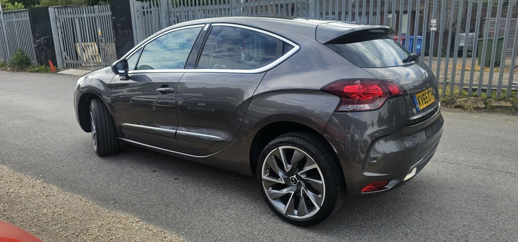 Citroen DS4 Hatchback 2.0 Bluehdi Dsport 2015 Grey #5