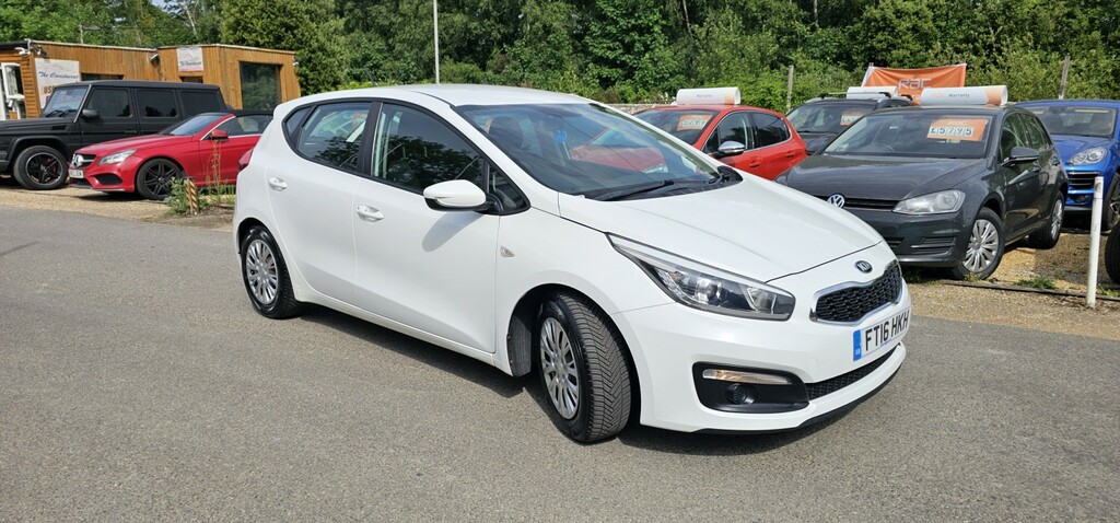 Kia Ceed 1.6 Crdi 1 FT16HKH White #2