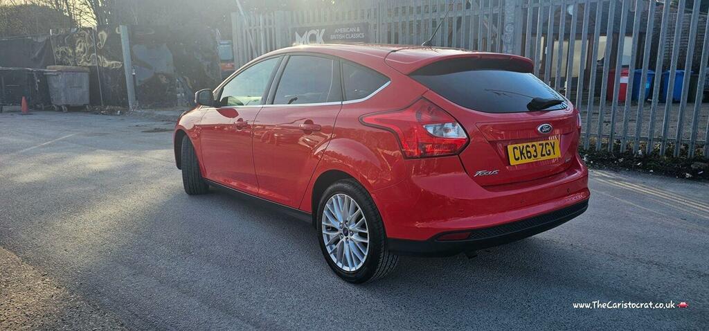 Ford Focus Hatchback 1.0 T Ecoboost Zetec Navigator 2013 CK63ZGY Red #5