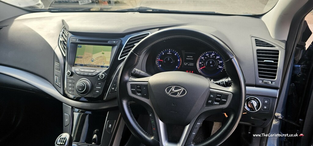 Hyundai I40 Style White #26