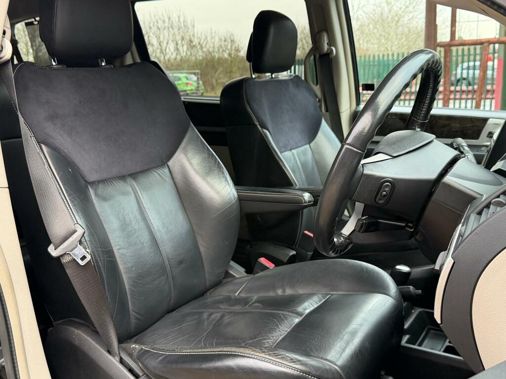 Chrysler Grand Voyager 2.8 Crd Limited Mpv Black #11