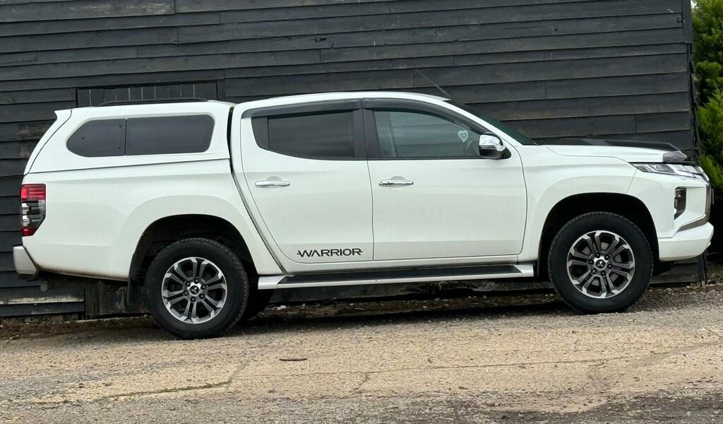 Mitsubishi L200 Warrior Di-d White #3