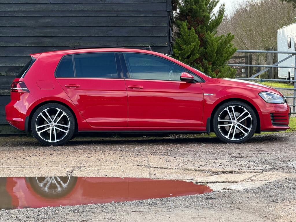 Volkswagen Golf Gtd Red #3