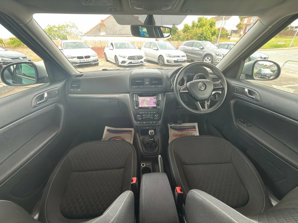 Skoda Yeti 2L Se Drive CU67VNE Grey #3