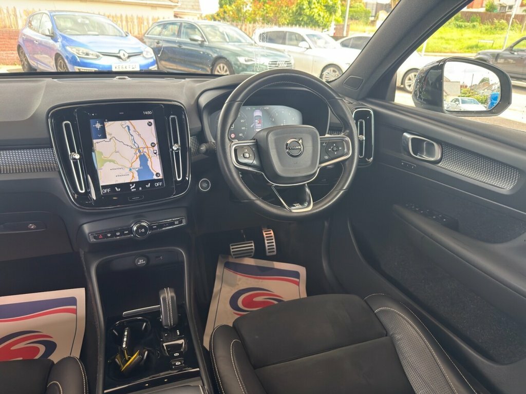 Volvo XC40 2L R-design Pro SB69MOV Silver #4