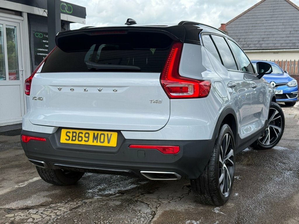 Volvo XC40 2L R-design Pro SB69MOV Silver #6
