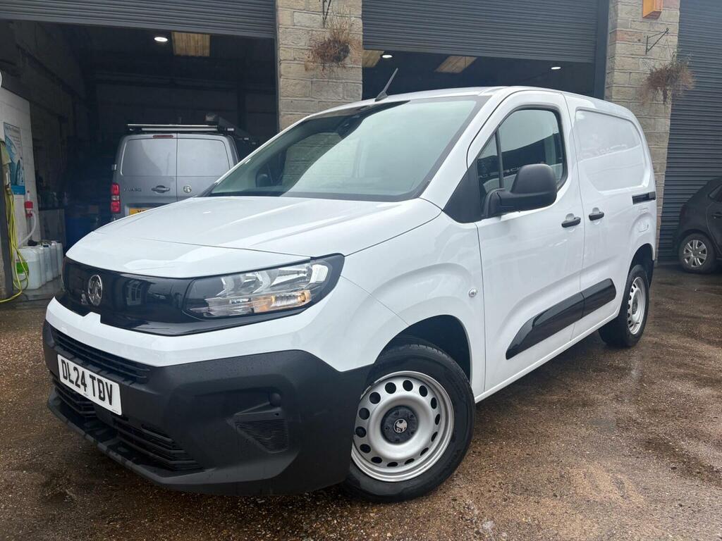 Vauxhall Combo 1.5 Turbo D 2300 Prime Panel Van Swb Euro 6 Ss White