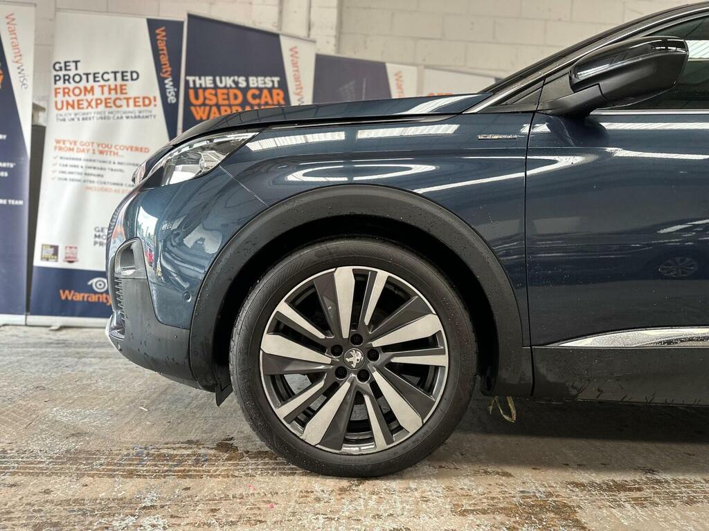 Peugeot 5008 Active White #9