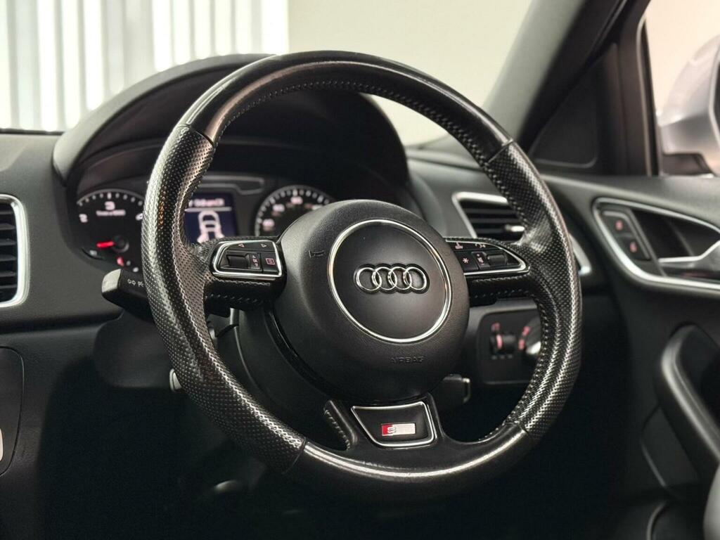 Audi Q3 Black #42