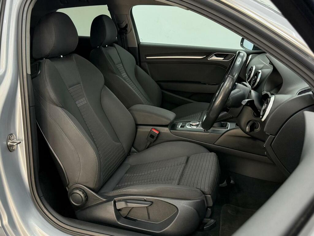 Audi A3 1.6 Tdi Sport Euro 6 Ss Silver #4