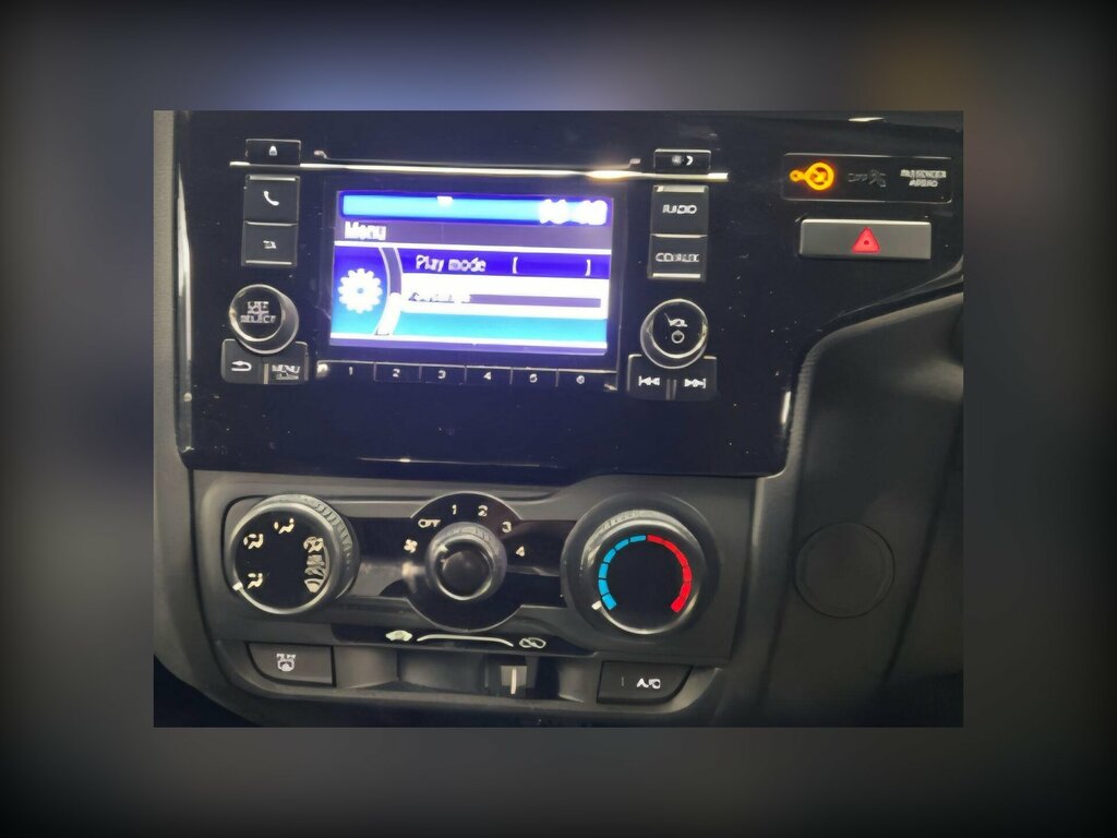 Honda Jazz 1.3 I-vtec S Euro 6 Ss Black #4