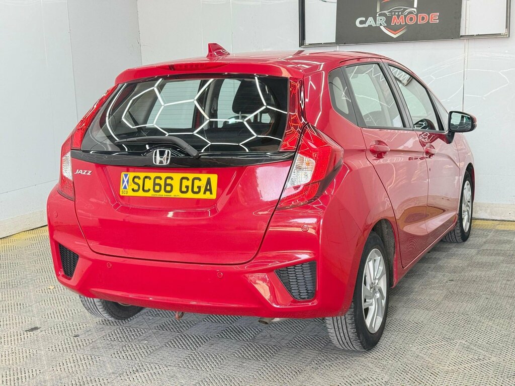 Honda Jazz 1.3 I-vtec Se Navi Euro 6 Ss SC66GGA Red #6