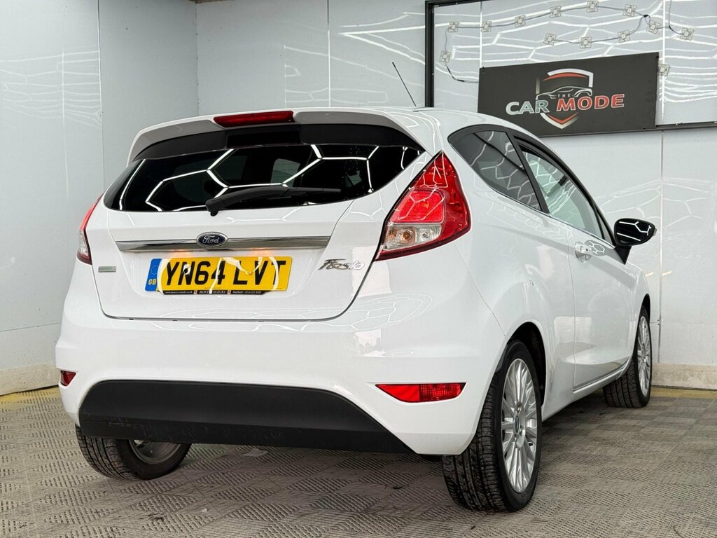 Ford Fiesta 1.0T Ecoboost Titanium Euro 5 Ss YN64LVT White #3