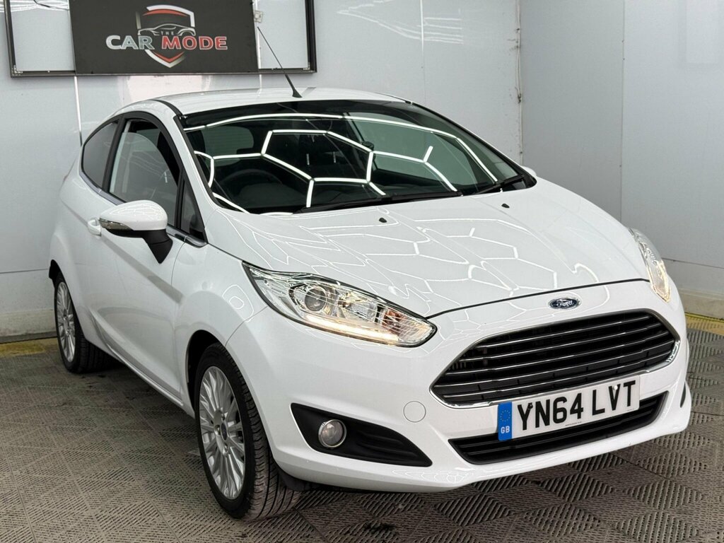 Ford Fiesta 1.0T Ecoboost Titanium Euro 5 Ss White