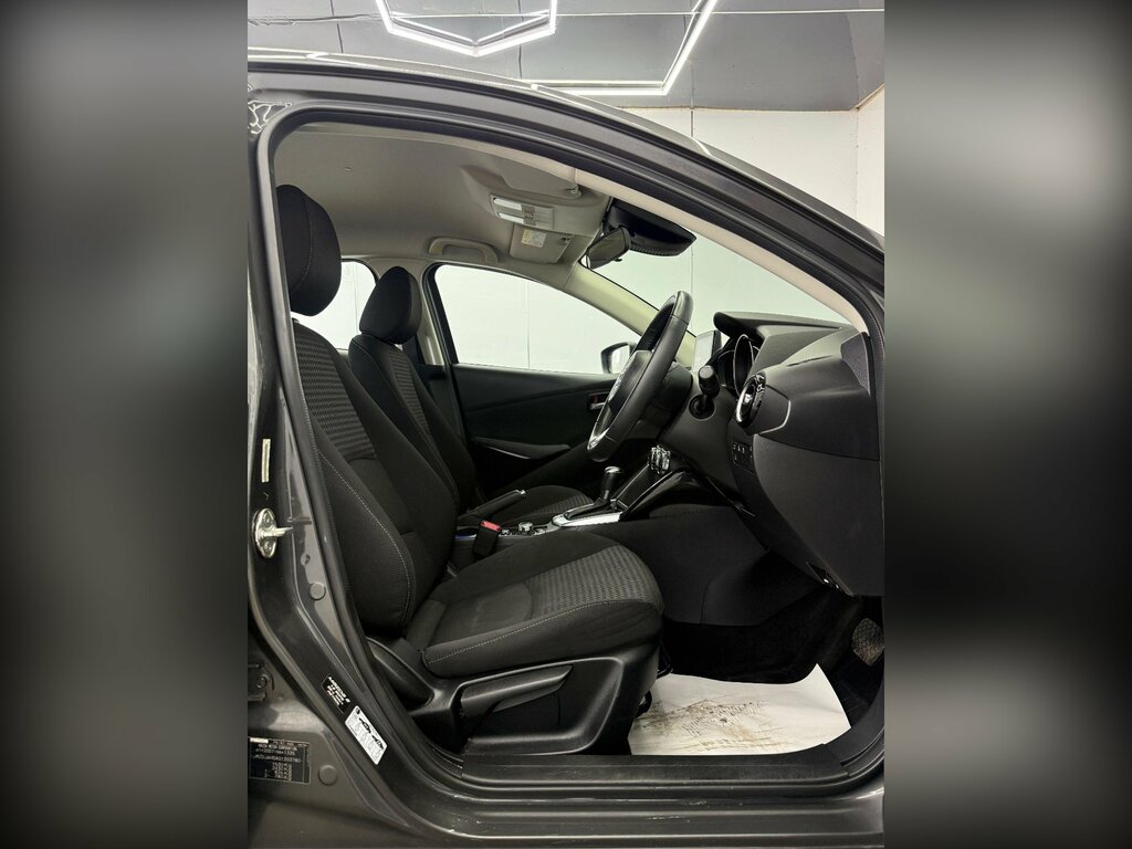 Mazda 2 1.5 Skyactiv-g Gt Sport Nav Euro 6 Ss Black #16