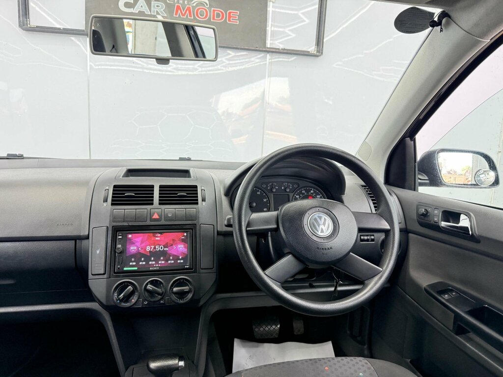 Volkswagen Polo 1.2 S Ac Black #18