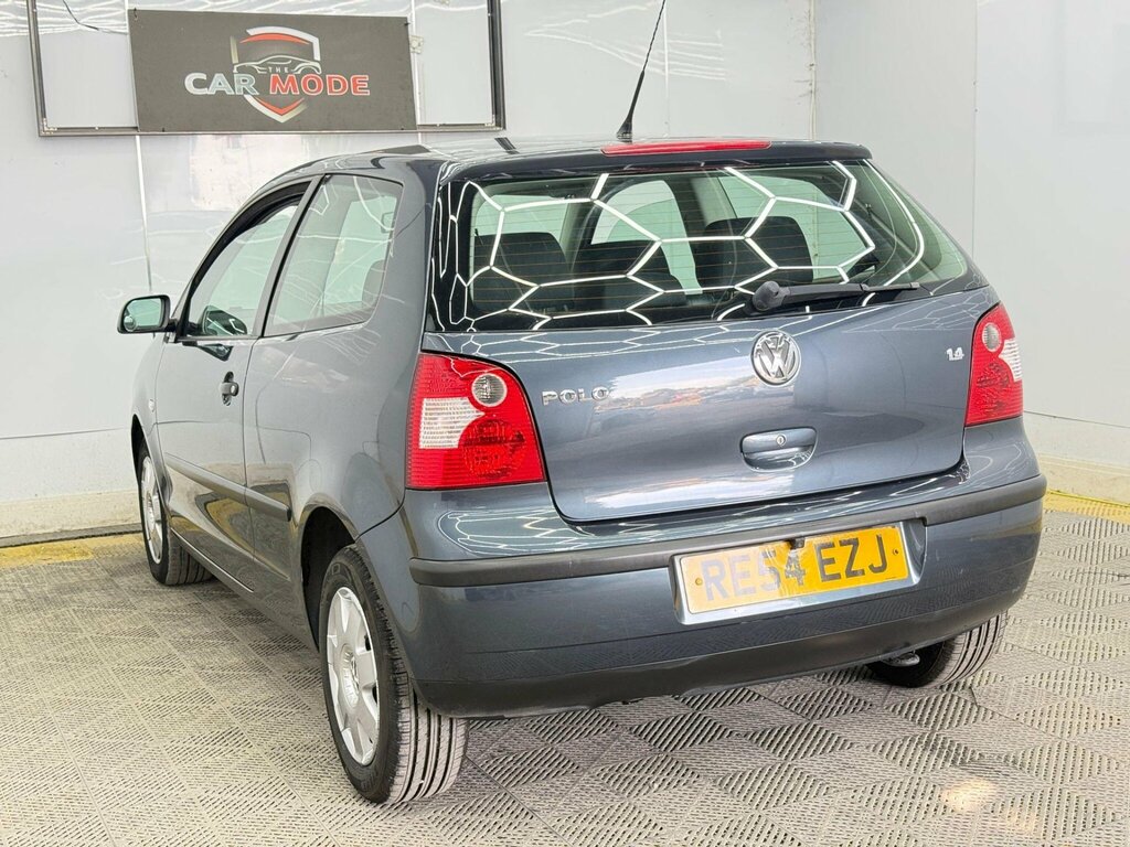 Volkswagen Polo 1.2 S Ac Black #11