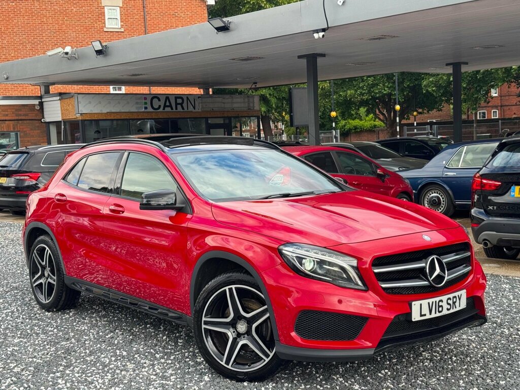 Mercedes-Benz GLA Class 2.1 Gla220d Amg Line Premium Plus 7G-dct 4Matic Red