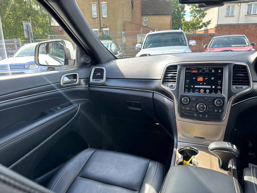 Jeep Grand Cherokee 3.0 Crd Summit Grey #26