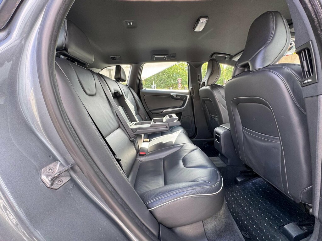 Volvo XC60 Se Nav D4 Silver #20