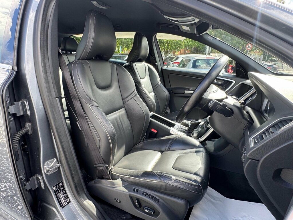 Volvo XC60 Se Nav D4 Silver #15