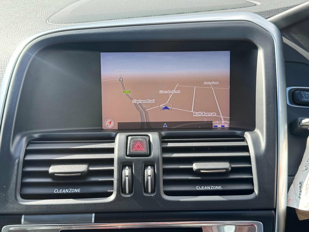 Volvo XC60 Se Nav D4 Silver #37