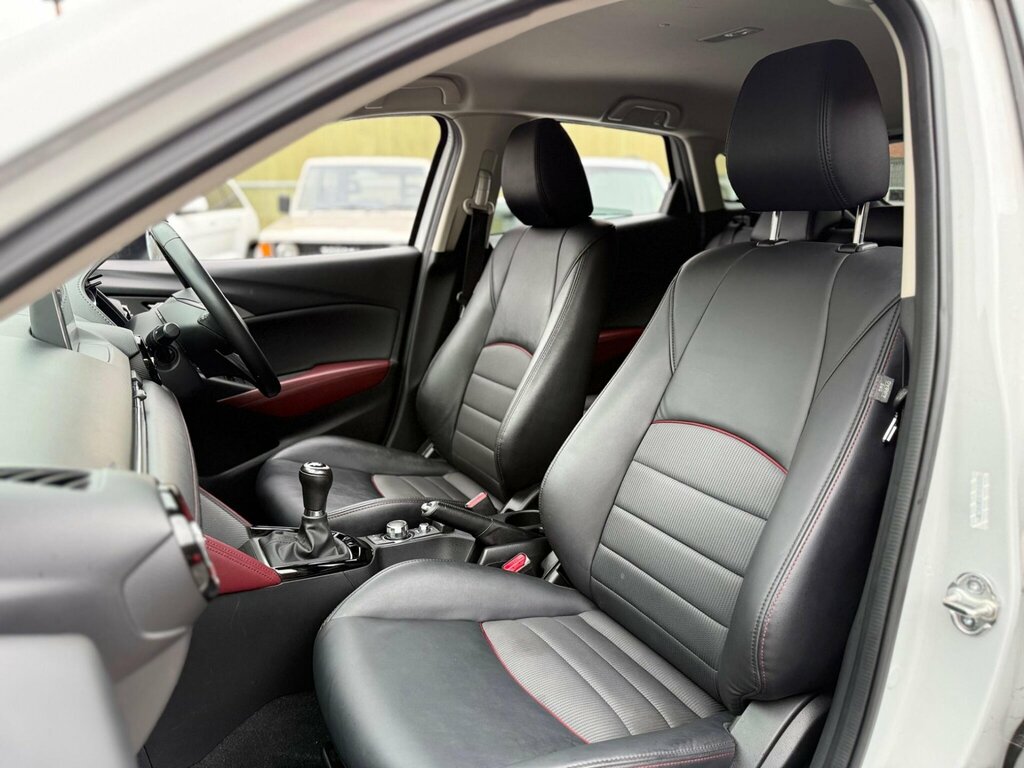 Mazda CX-3 Hatchback Silver #31