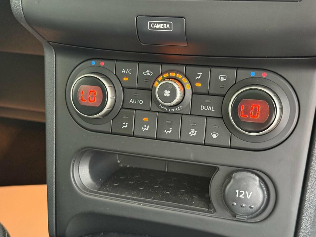 Nissan Qashqai Hatchback Grey #36