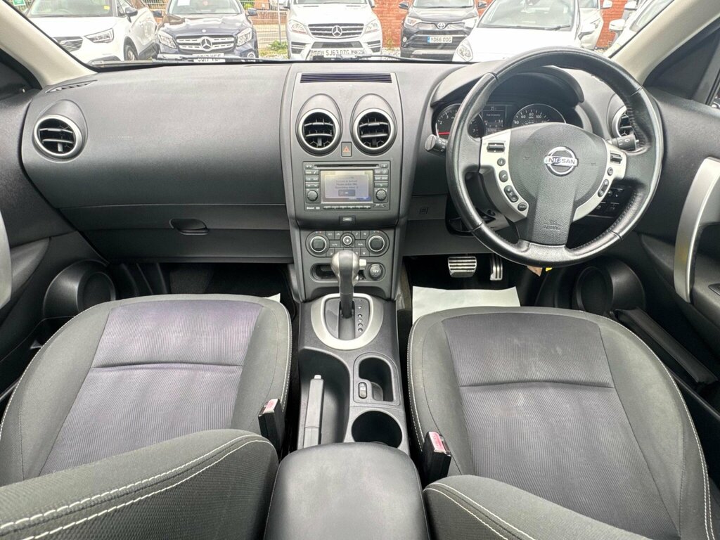 Nissan Qashqai Hatchback Grey #18