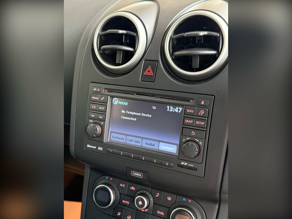 Nissan Qashqai Hatchback Grey #34
