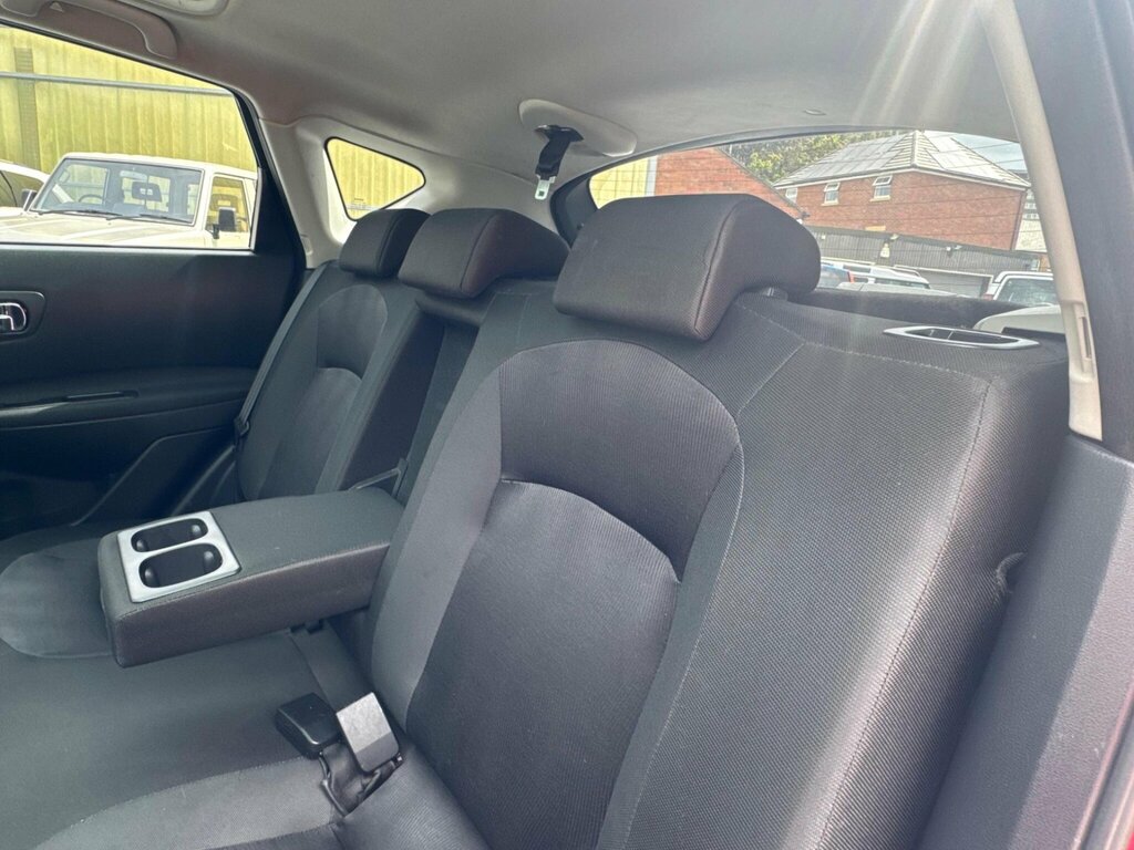 Nissan Qashqai Hatchback Grey #15