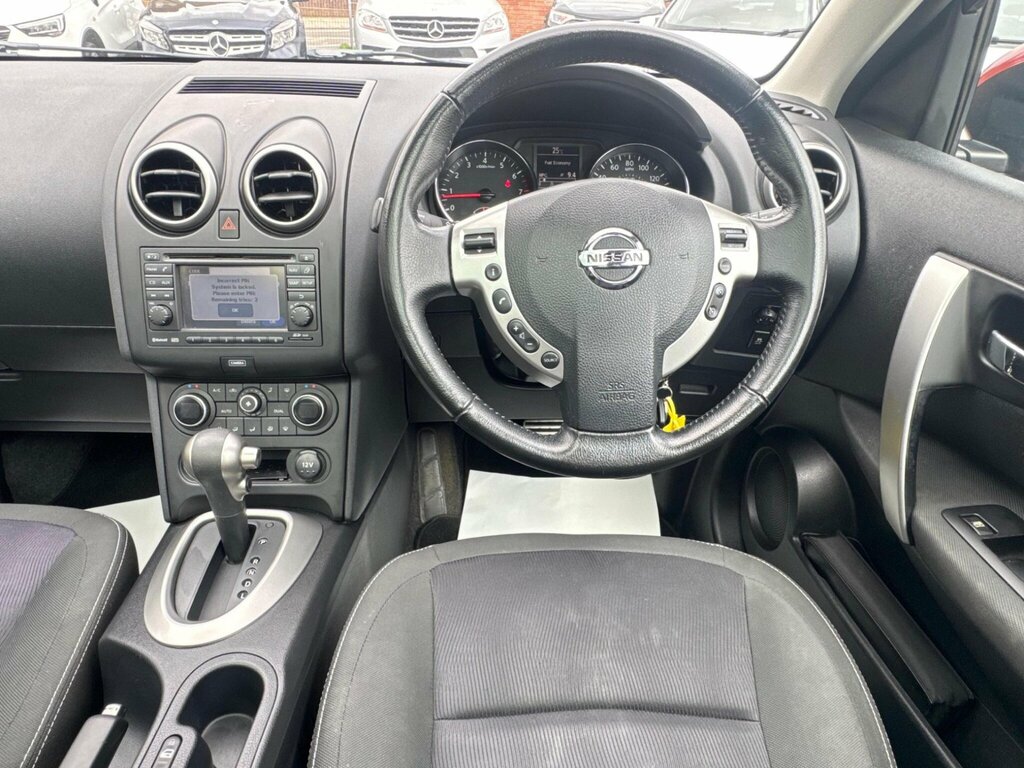 Nissan Qashqai Hatchback Grey #19