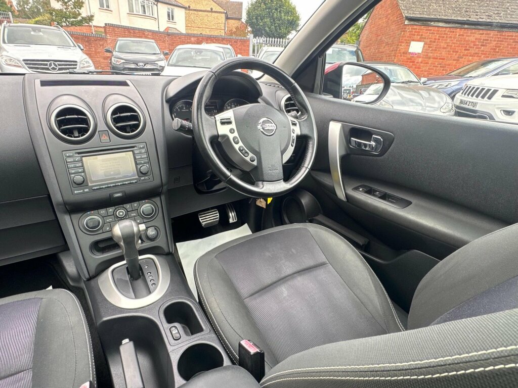 Nissan Qashqai Hatchback Grey #17