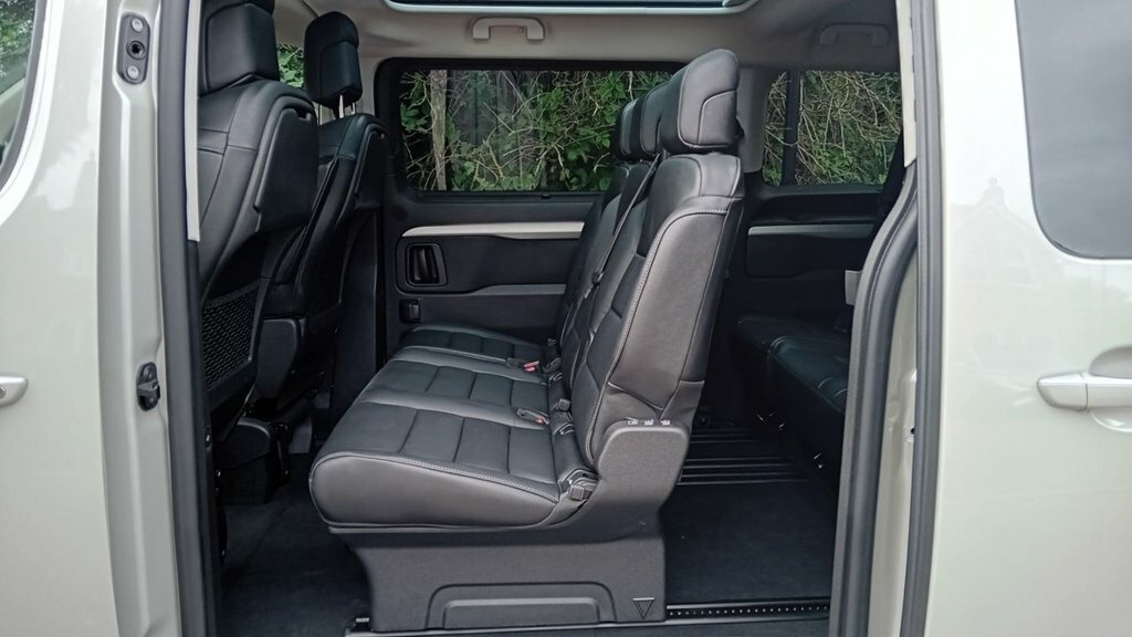 Peugeot Traveller 2L Allure DU70EAY Beige #3