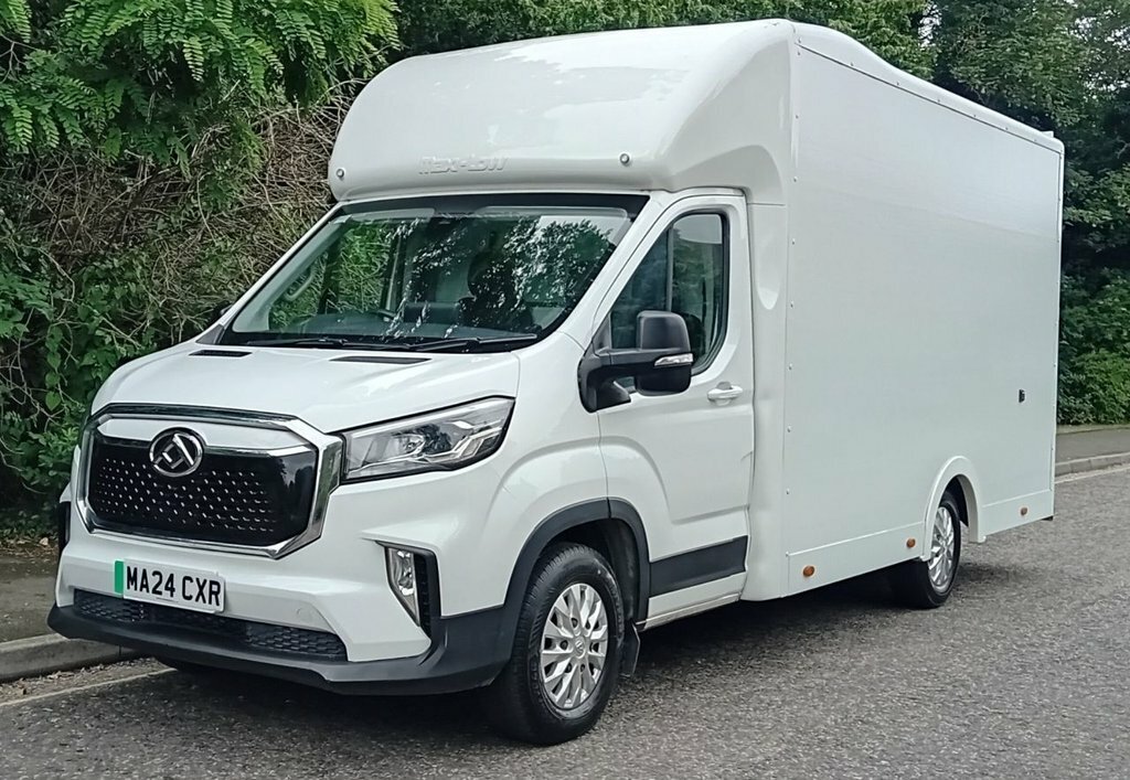 Maxus eDeliver 9 Mpv White #4
