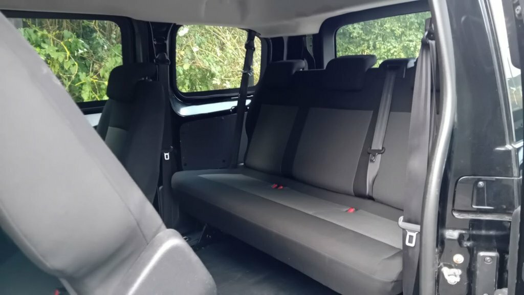 Vauxhall Vivaro 1.5L Edition M YA21TPZ Black #4