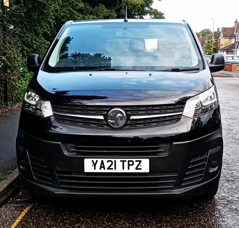 Vauxhall Vivaro 1.5L Edition M YA21TPZ Black #5