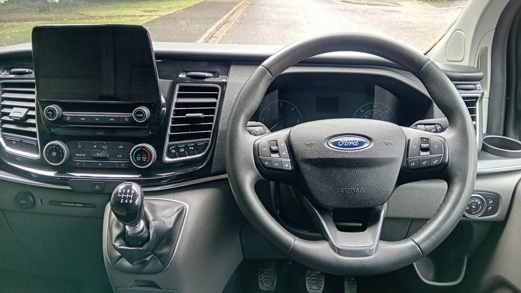 Ford Tourneo Custom 2L Titanium Silver #2