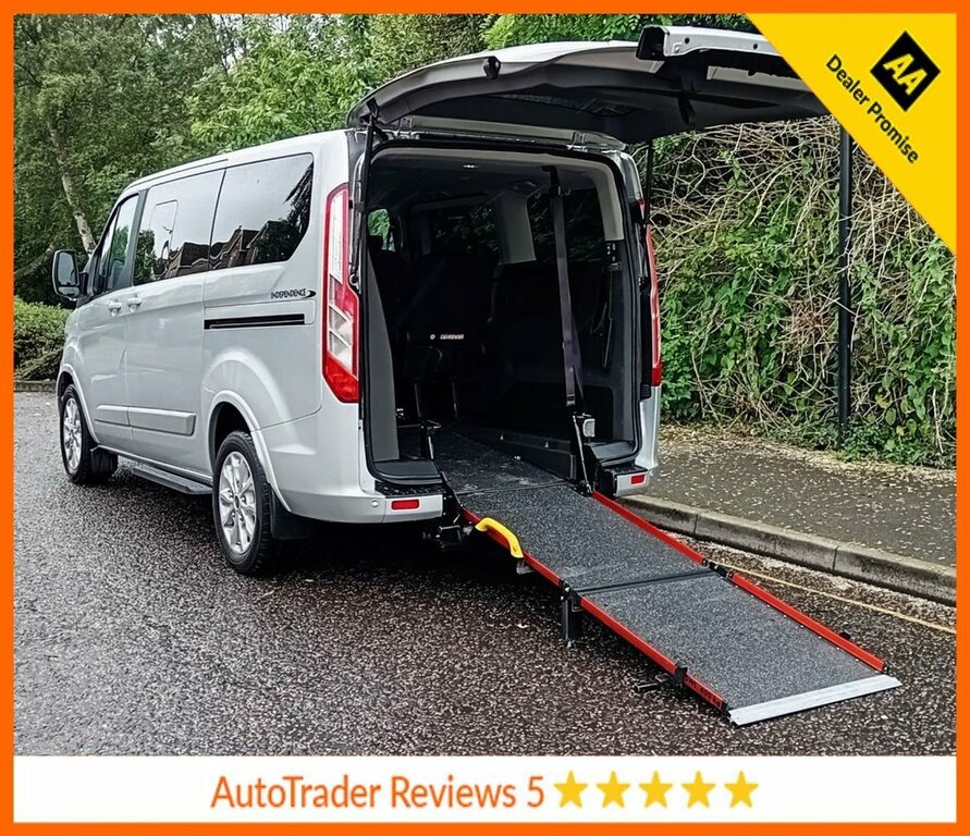 Ford Tourneo Custom 2L Titanium Silver