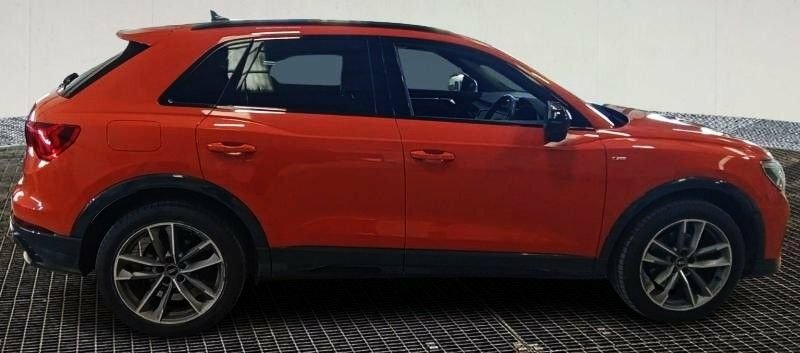 Audi Q3 1.5L Black Edition NL21VDG Orange #3