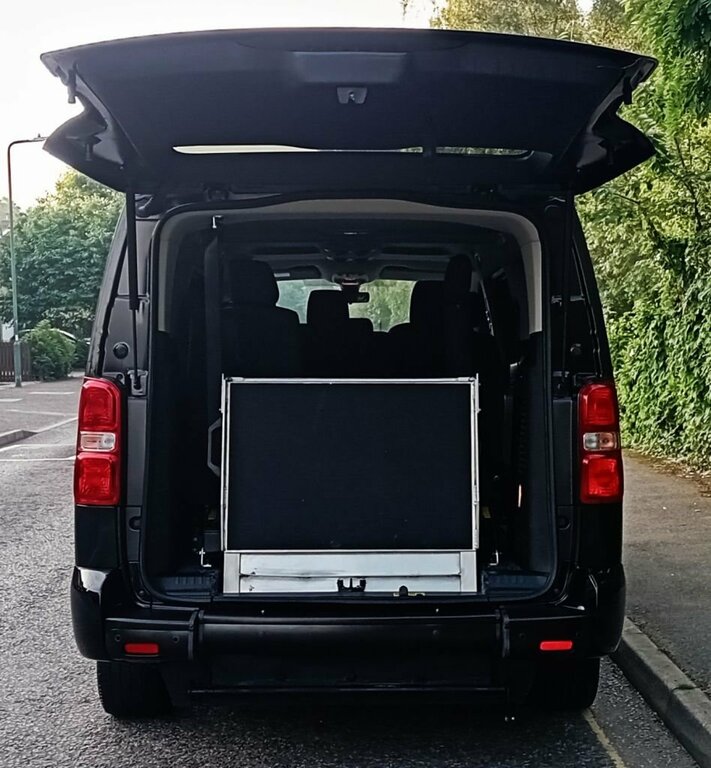Citroen SpaceTourer Bluehdi Business M Eat8 Ss, Wheelchair Accessible Grey #13