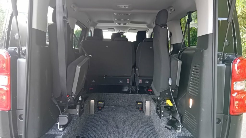 Citroen SpaceTourer Bluehdi Business M Eat8 Ss, Wheelchair Accessible Grey #19