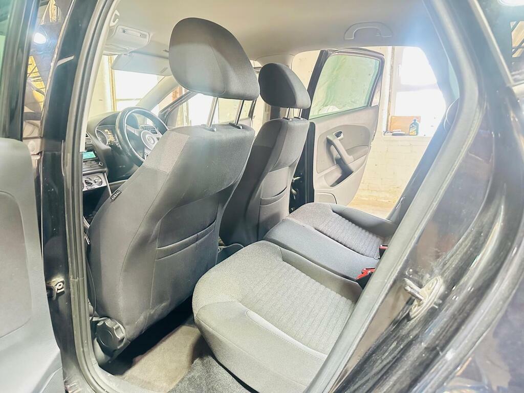 Volkswagen Polo Hatchback White #16