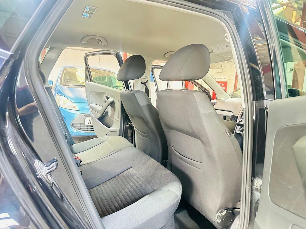 Volkswagen Polo Hatchback White #19