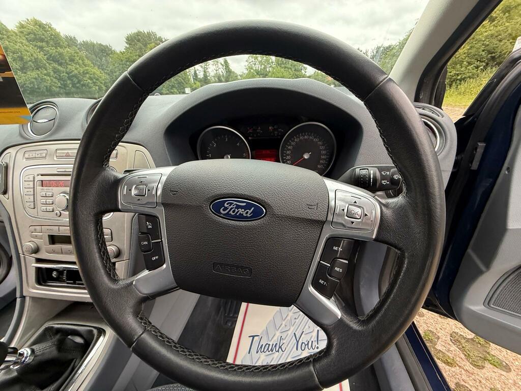 Ford Mondeo Titanium X #36