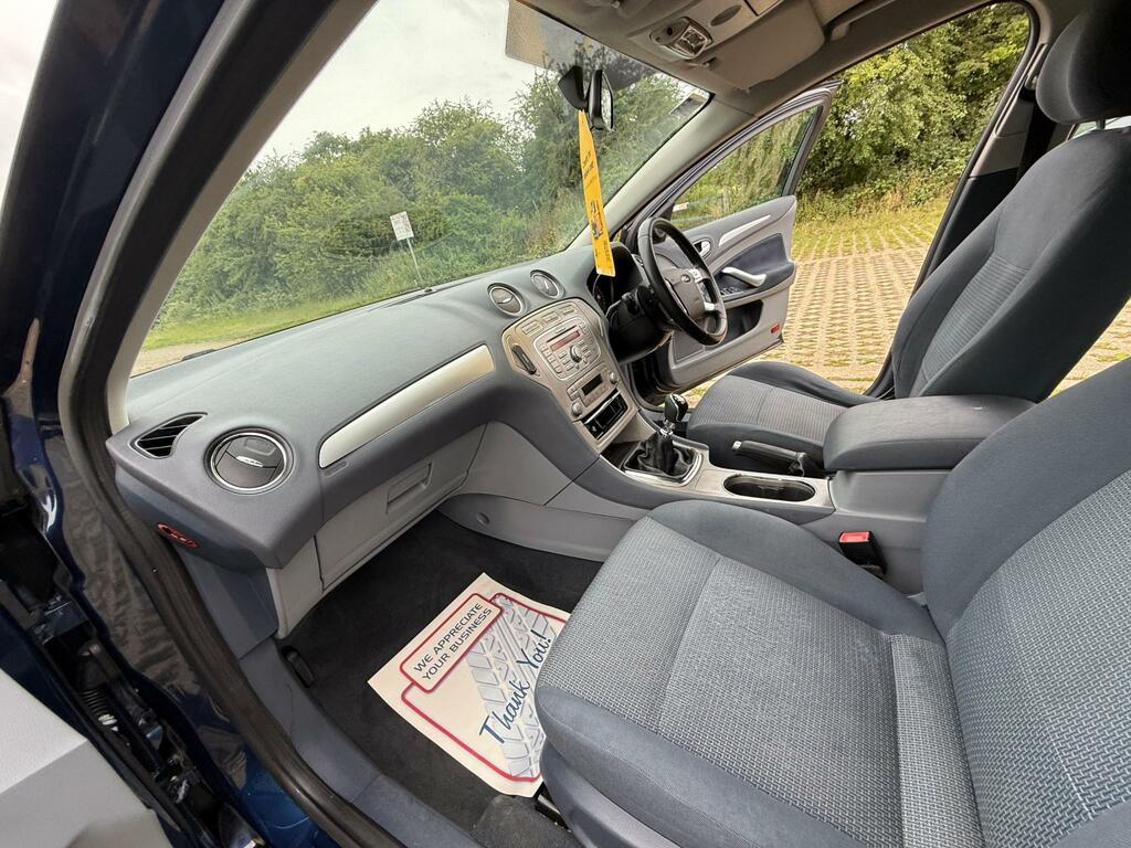 Ford Mondeo Titanium X #23