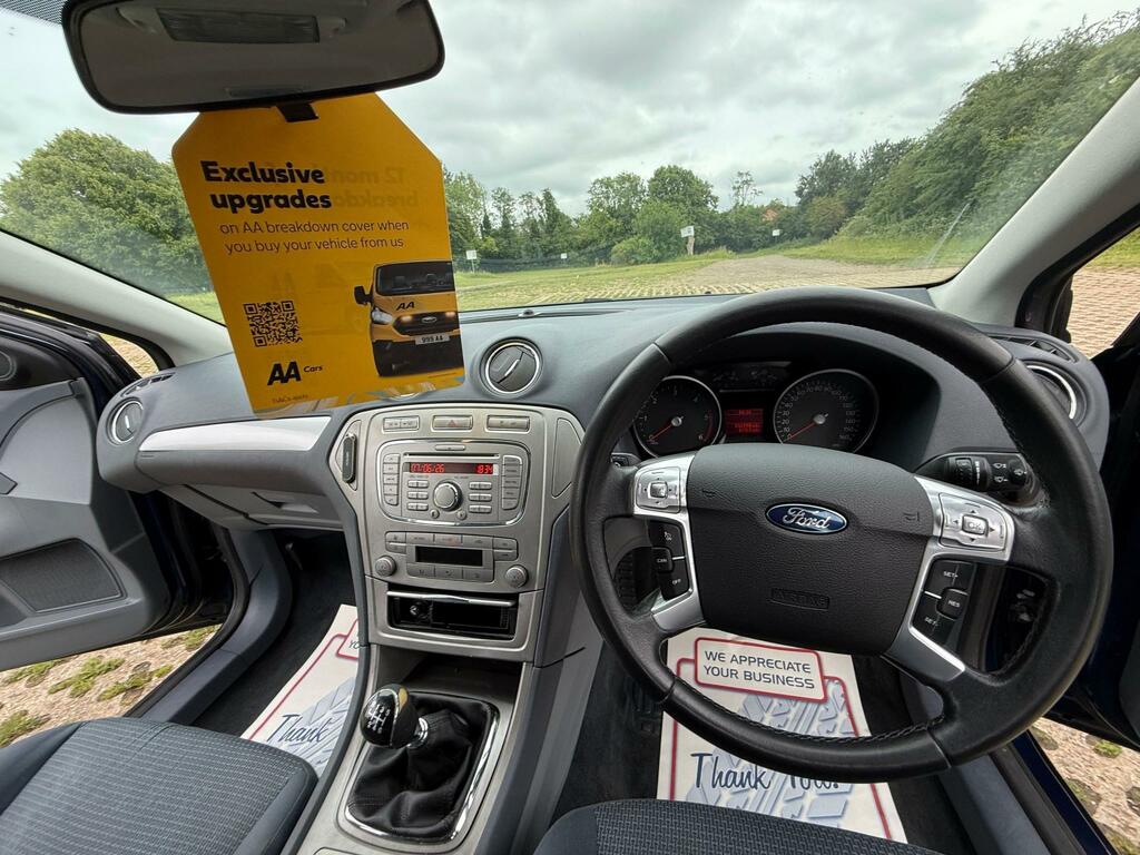 Ford Mondeo Titanium X #35